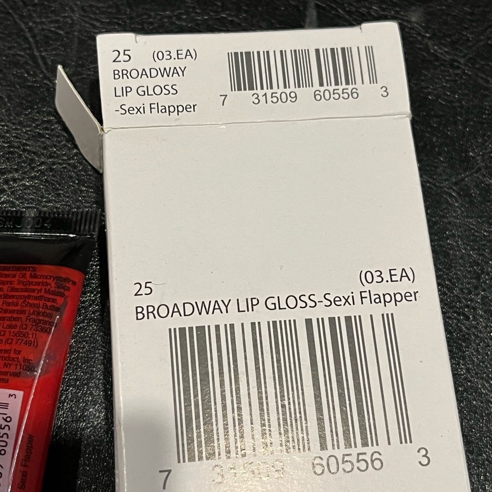 Broadway Sexy Flapper Red Lip Gloss Set of 3 vibrant lips - Picture 5 of 5